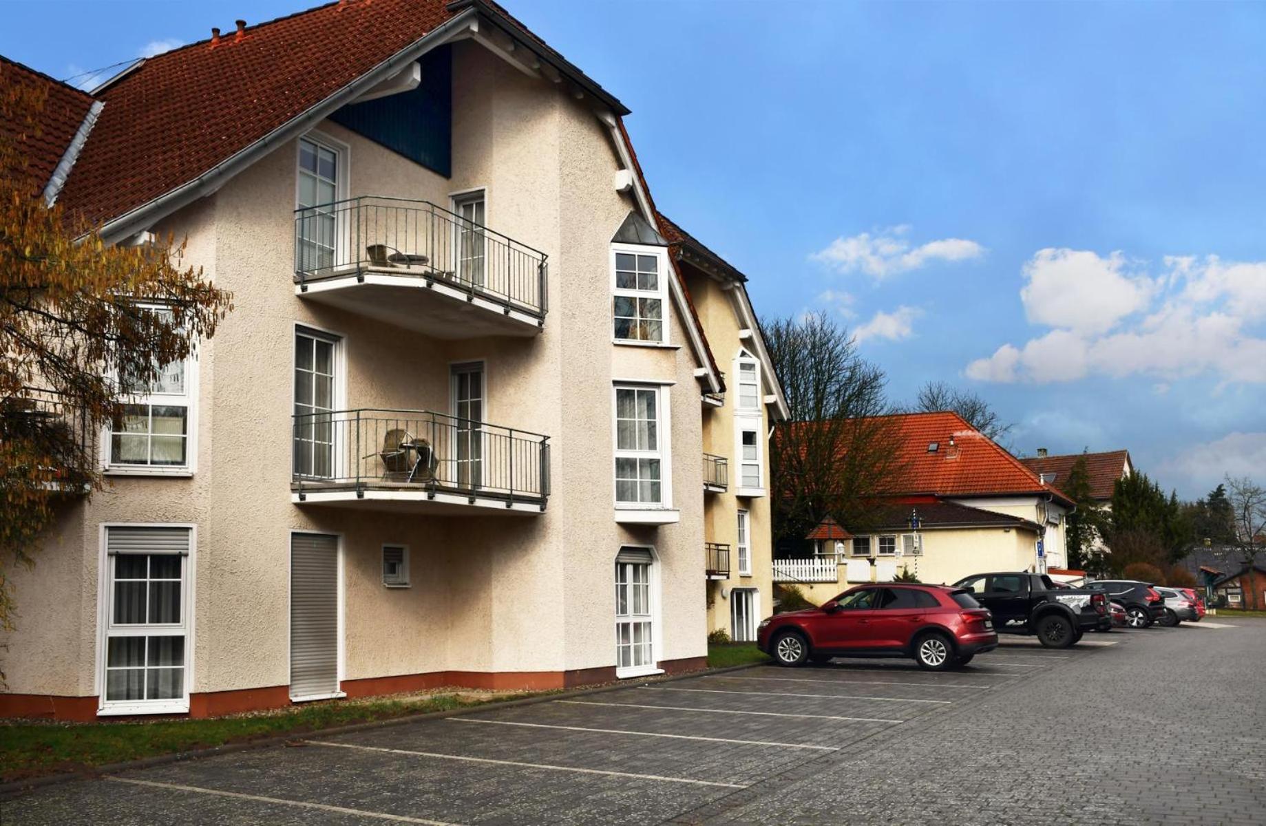 Hotel Schoene Aussicht Gießen Kültér fotó
