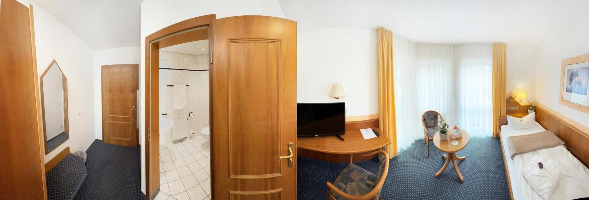 Hotel Schoene Aussicht Gießen Kültér fotó