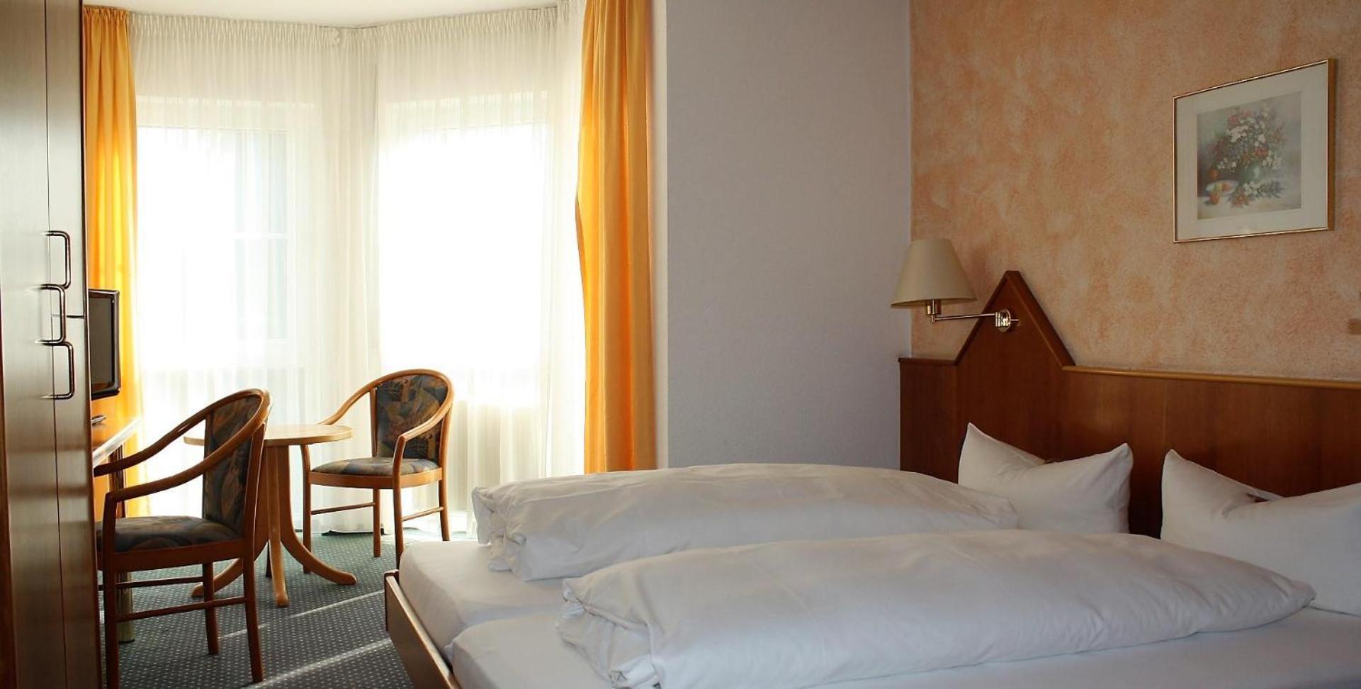 Hotel Schoene Aussicht Gießen Kültér fotó