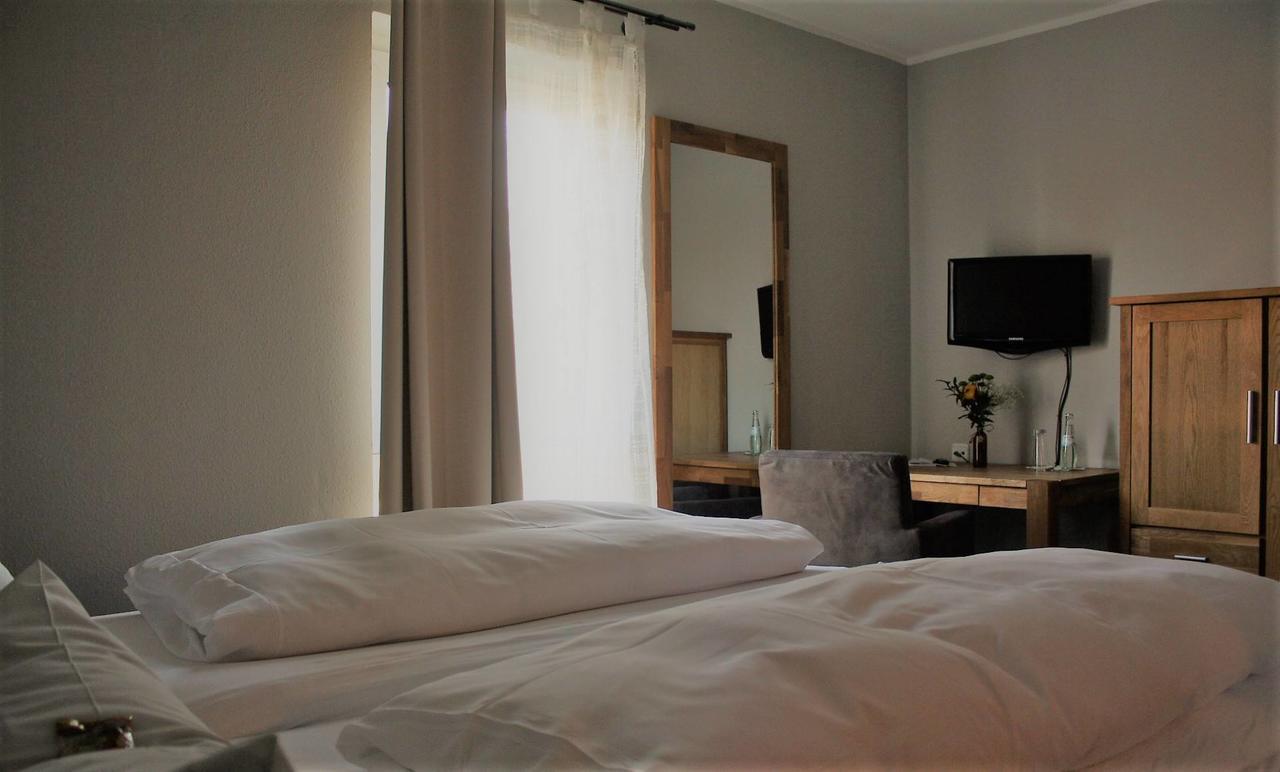 Hotel Schoene Aussicht Gießen Kültér fotó